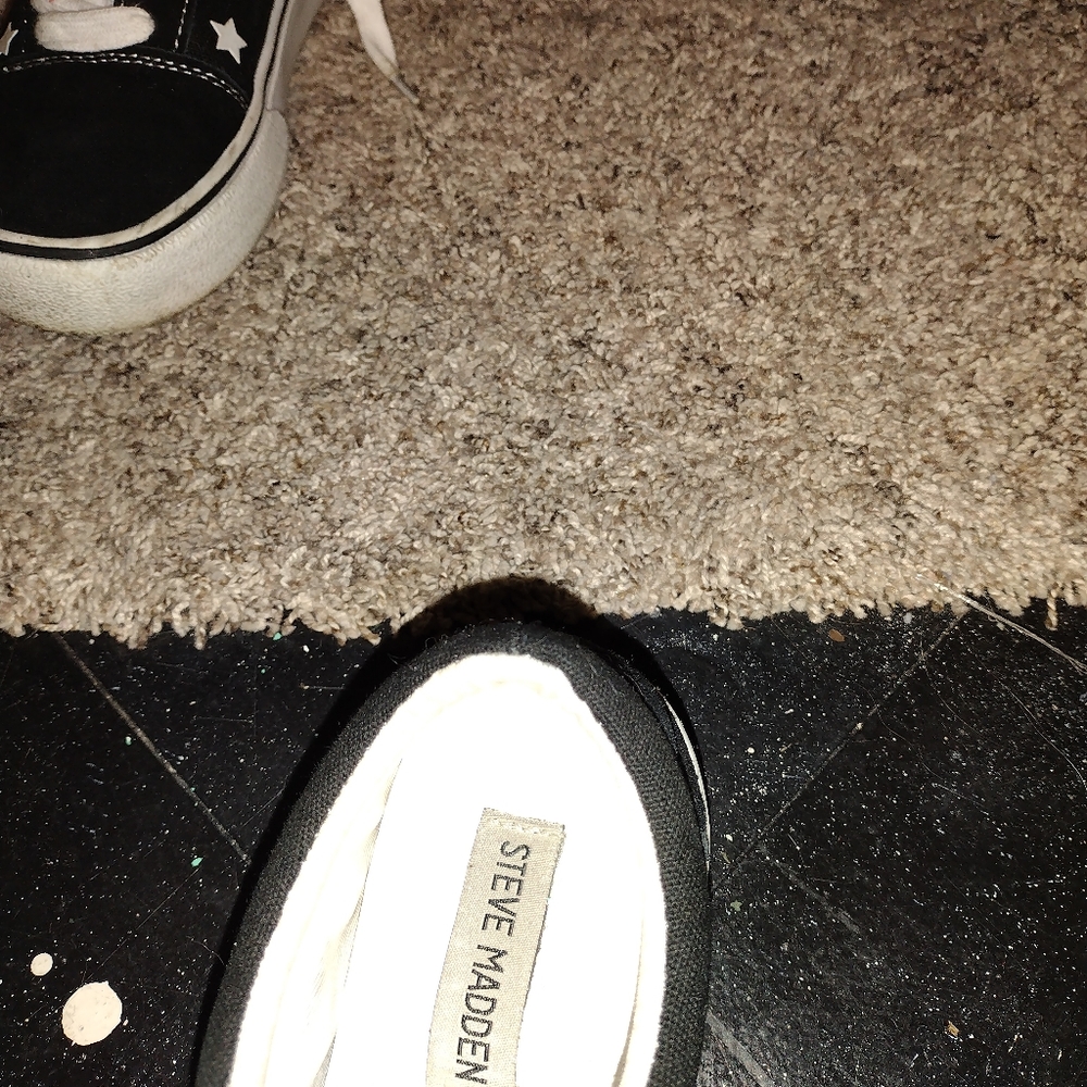 Shoes - Picture 2 of 4